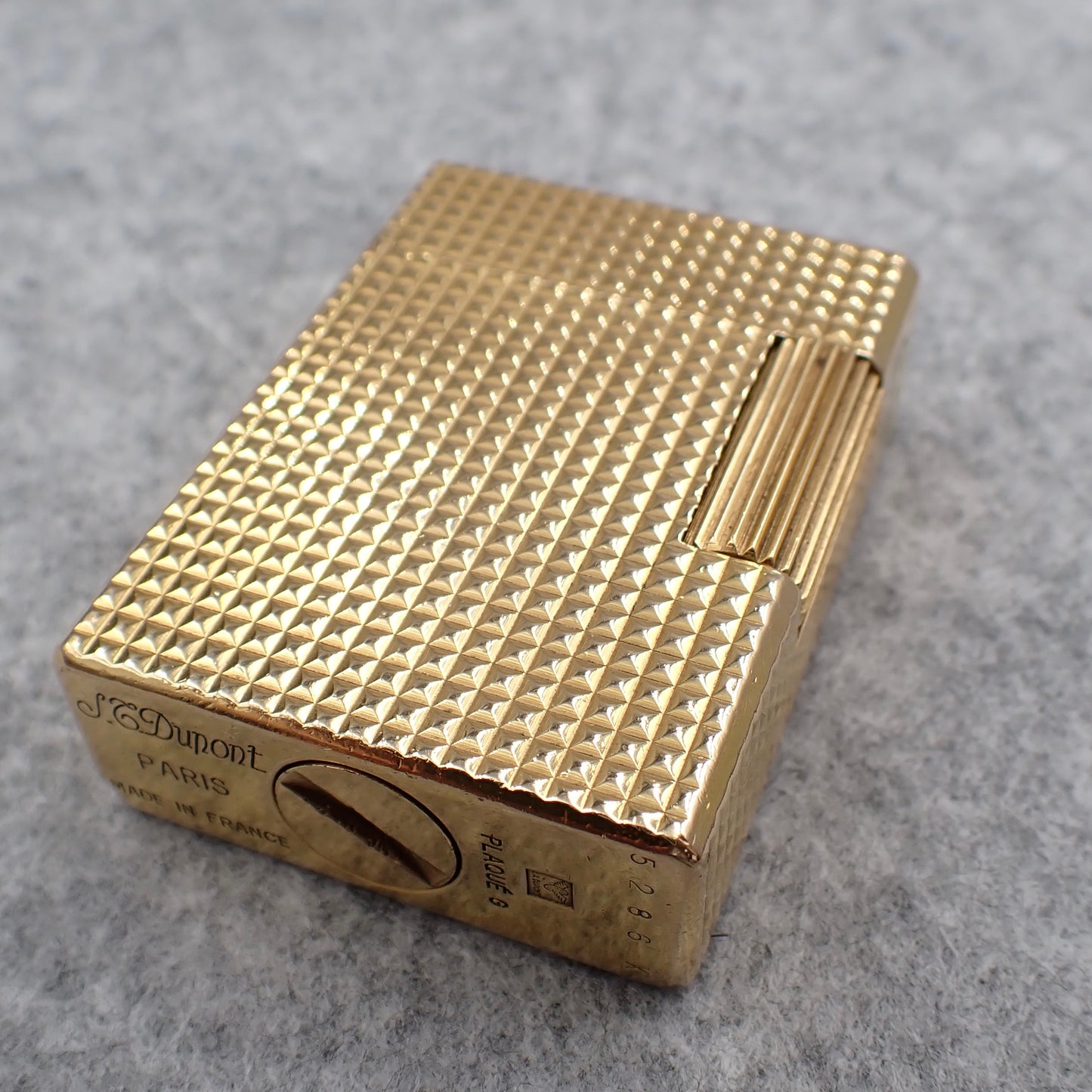 Briquet S.T. Dupont Paris – Plaqué or